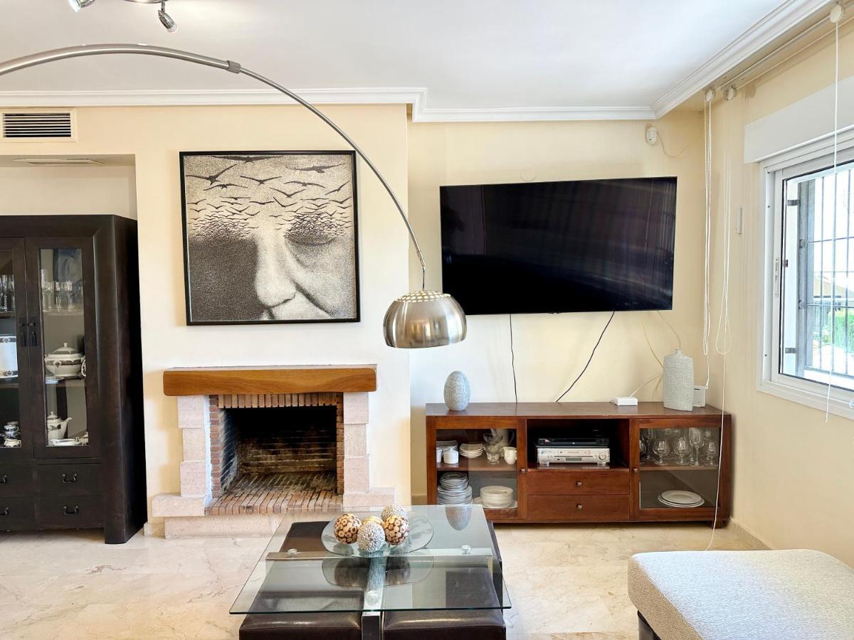 El Arenal Townhouse By The Beach With Swimming Pool - Eaw Homes Marbella Dış mekan fotoğraf